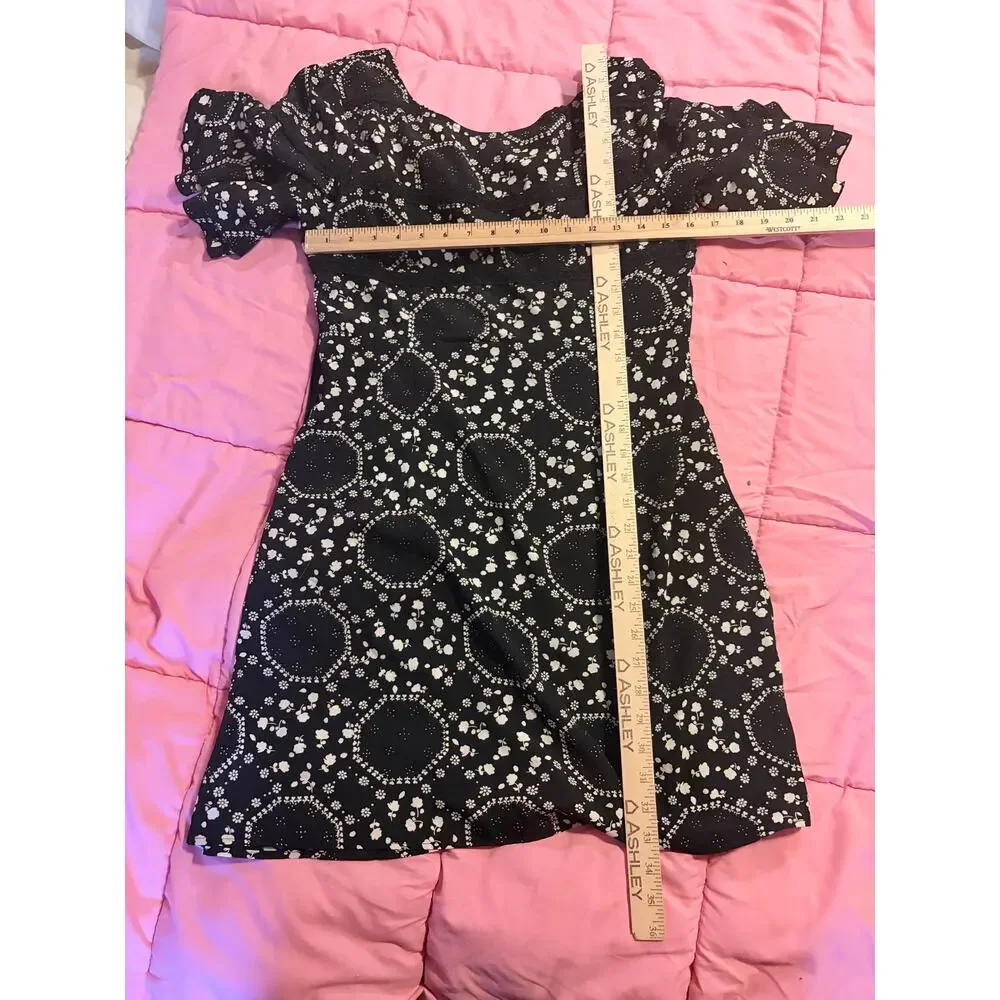 Free People Women’s Size 12 Black White Floral Ruffle Sleeve Mini Dress Boho